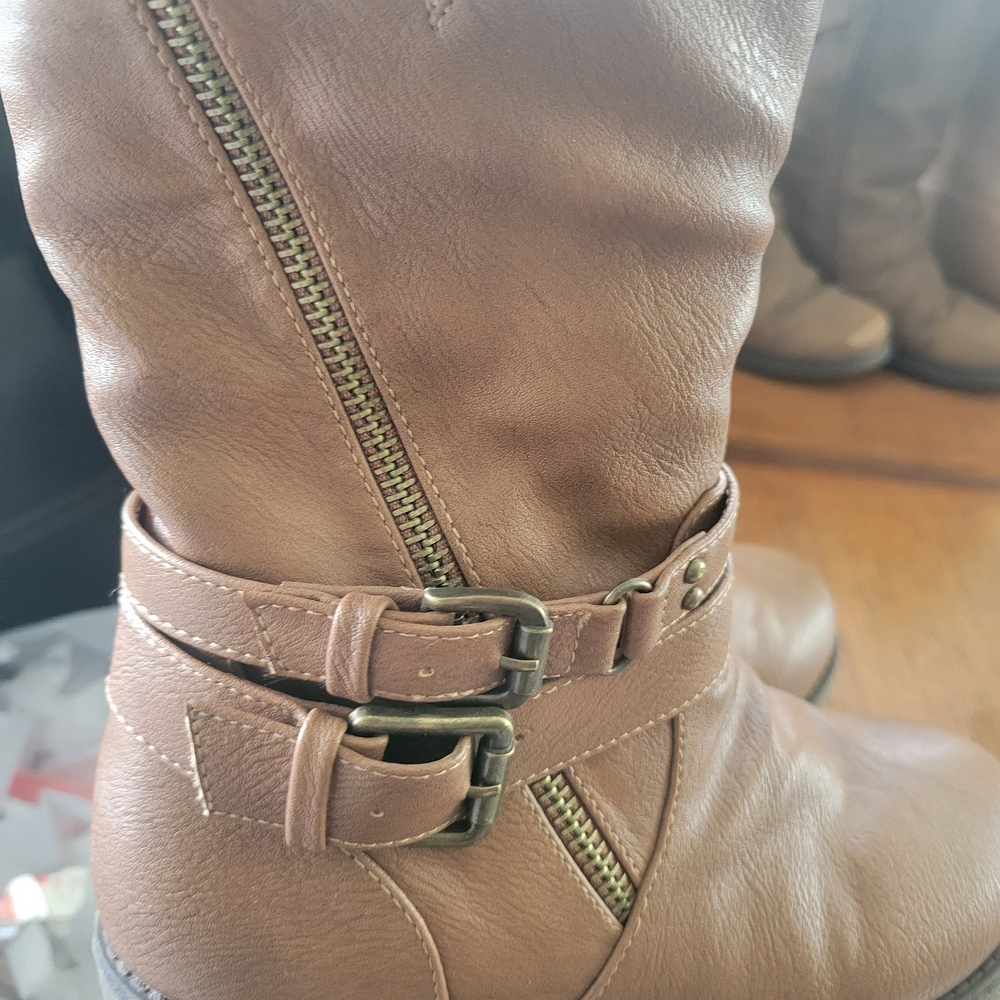 BUNDLE OF 3 GIRLS Mixed Brown Mid-Calf Buckle Boots SZ 13 - Picture 5 of 15